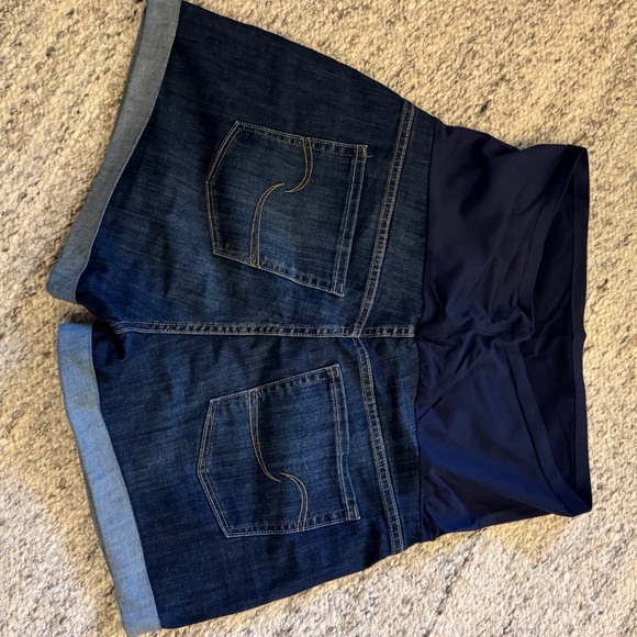Levi maternity shorts sz XL - Picture 2 of 6